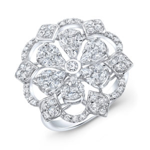 18K White Gold Fancy Floral Petal Pear Shape Diamond Ring