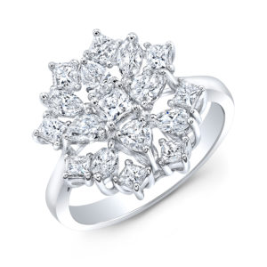 18K White Gold Fancy Floral Princess Cut Diamond Ring