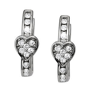 14Kw Round Heart Earrings 0.20 CT TW